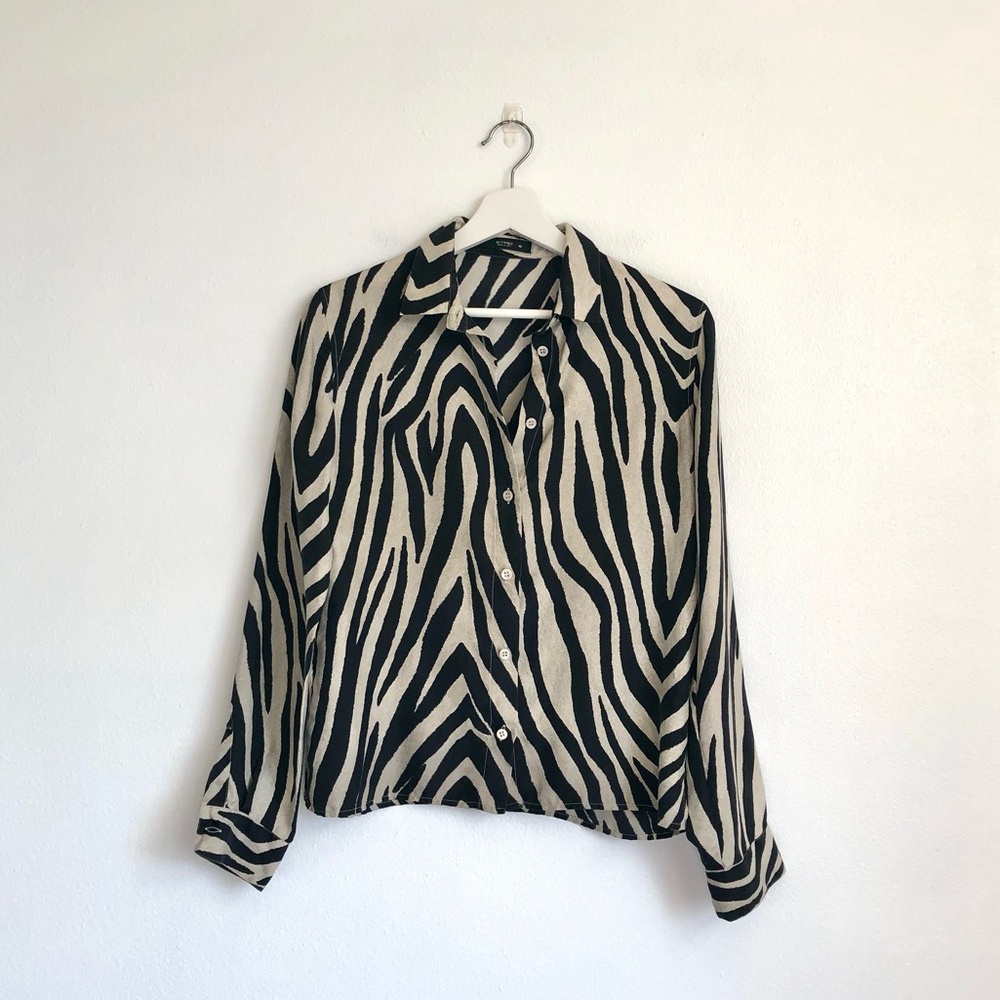 Etro Black / Beige Zebra Made in Italy 100% Silk Button Up Blouse Top Size EU 42